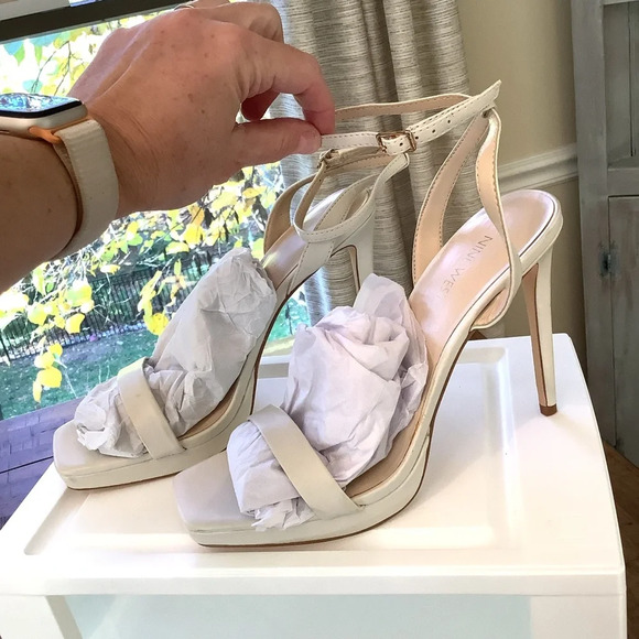 NWT Nine West Beige Zadie Square Toe Stiletto Size 9.5 - Picture 2 of 8